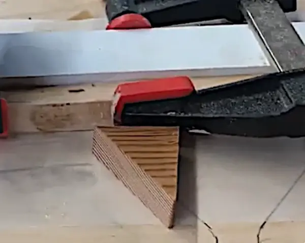 L&rsquo;art des blocs de renfort d&rsquo;angle en construction bois